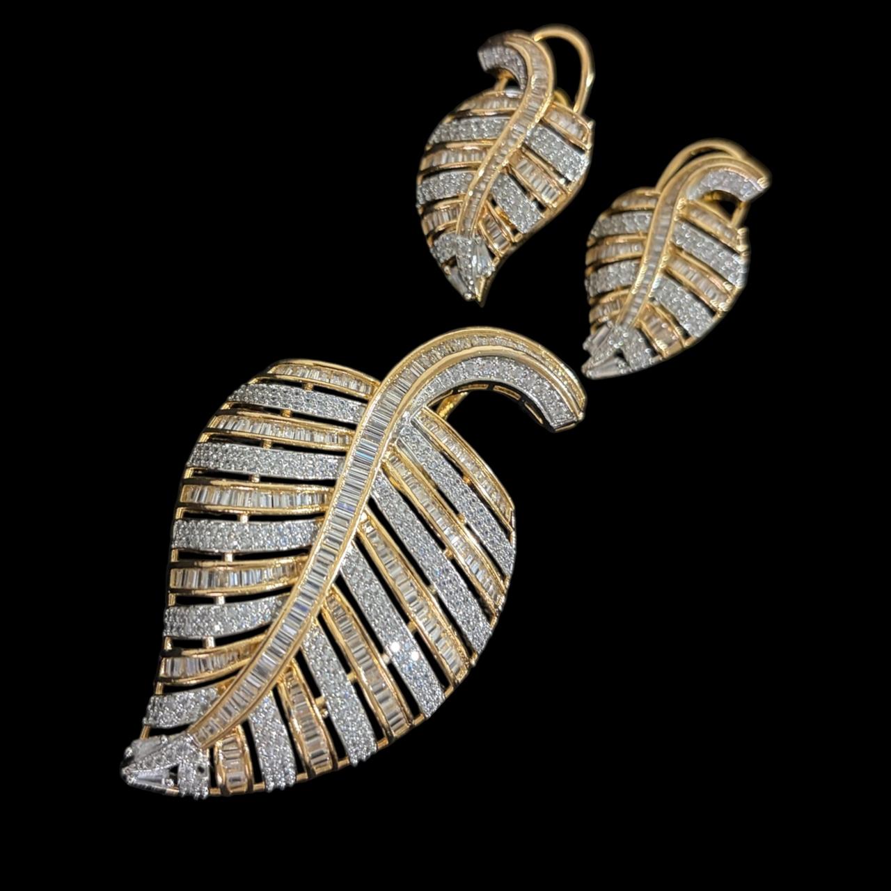 The Autumn Leaf Elegance