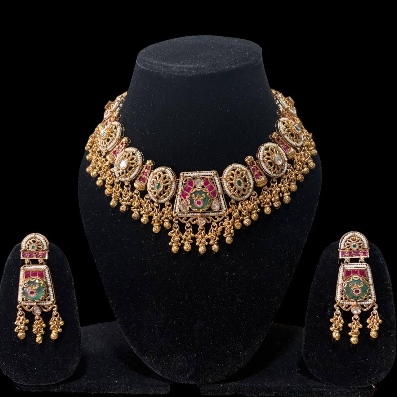 The Regal Heritage Choker Set