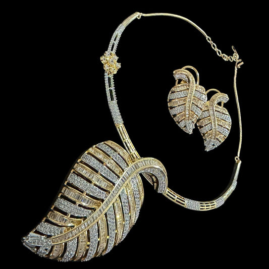 The Autumn Leaf Elegance