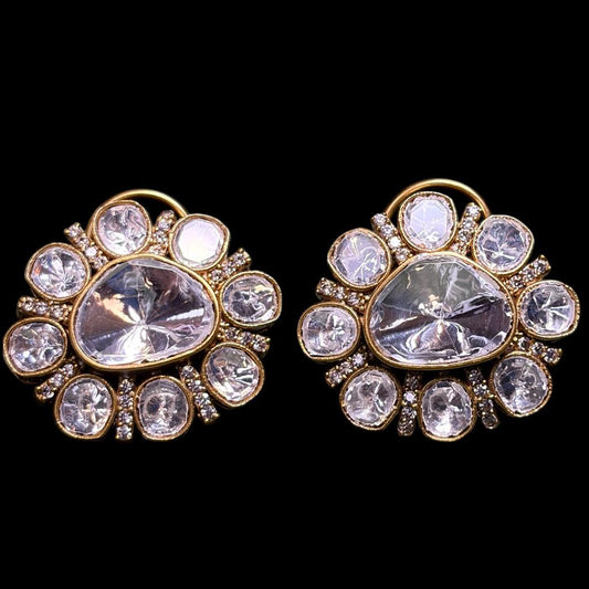 Mossanite 18 k Gold Polish Studs