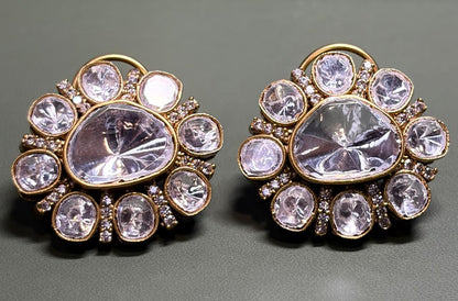 Mossanite 18 k Gold Polish Studs