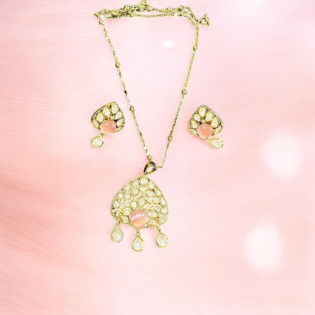 Regal Peach Polki Pendant Set