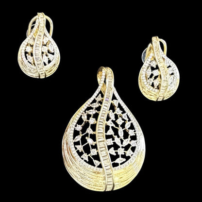 Aurelia Swirl Diamond-Accented Pendant Set