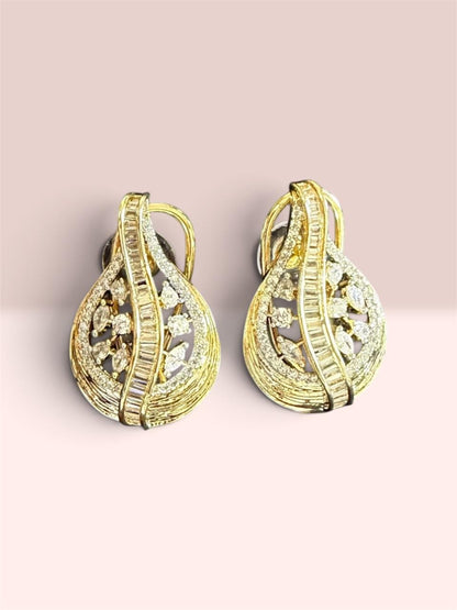 Aurelia Swirl Diamond-Accented Pendant Set