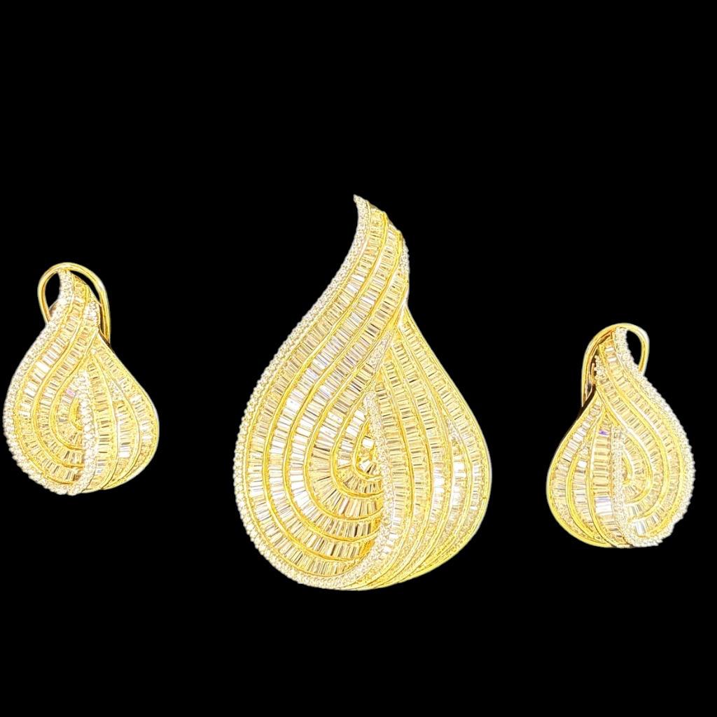 Zephyr Baguette Flame Pendant Set