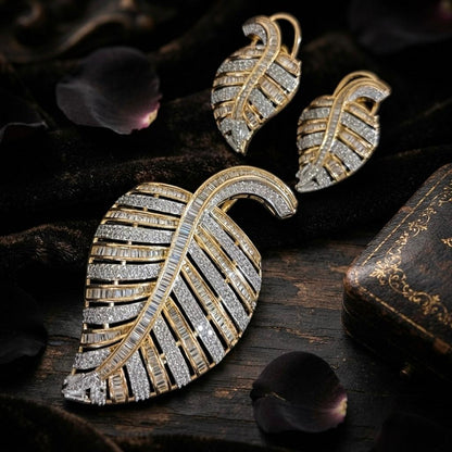 The Autumn Leaf Elegance