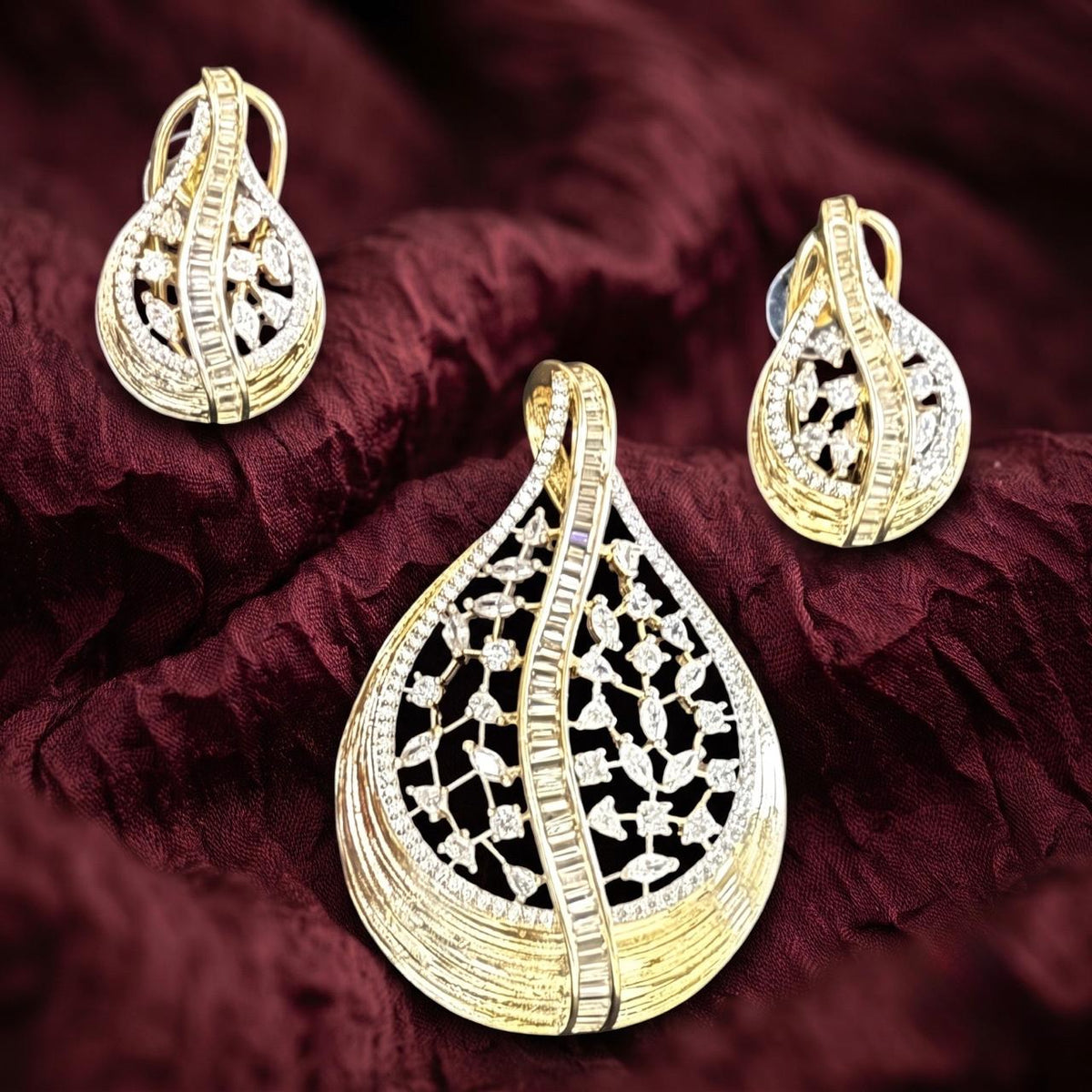Aurelia Swirl Diamond-Accented Pendant Set
