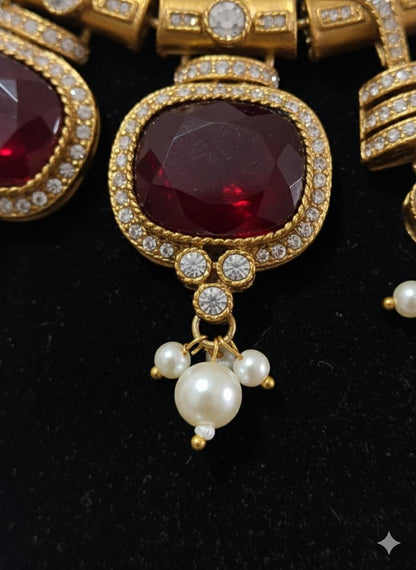 The Glitana Sovereign Red Suite